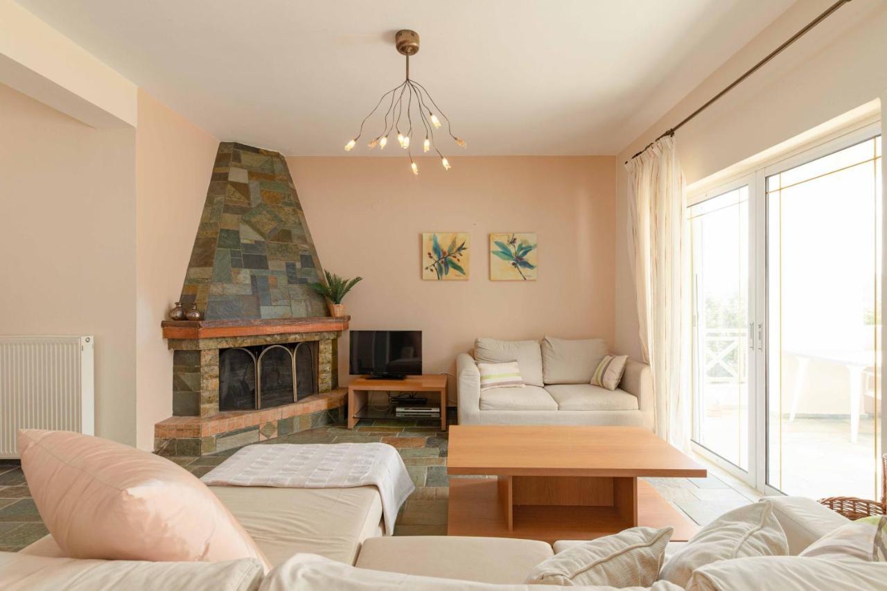 Villa Melenia For Family Holidays By The Beach Agia Pelagia Eksteriør billede