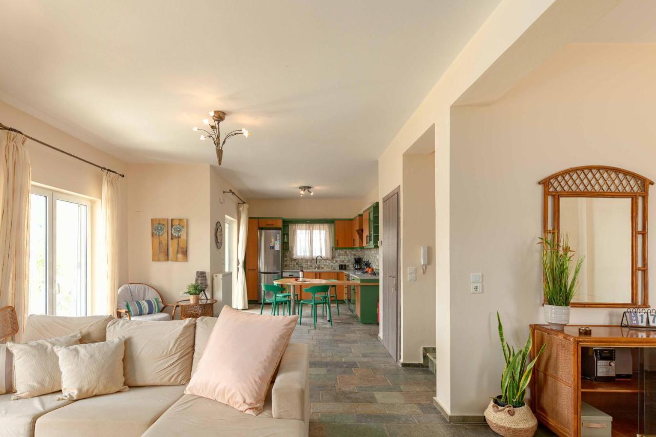 Villa Melenia For Family Holidays By The Beach Agia Pelagia Eksteriør billede