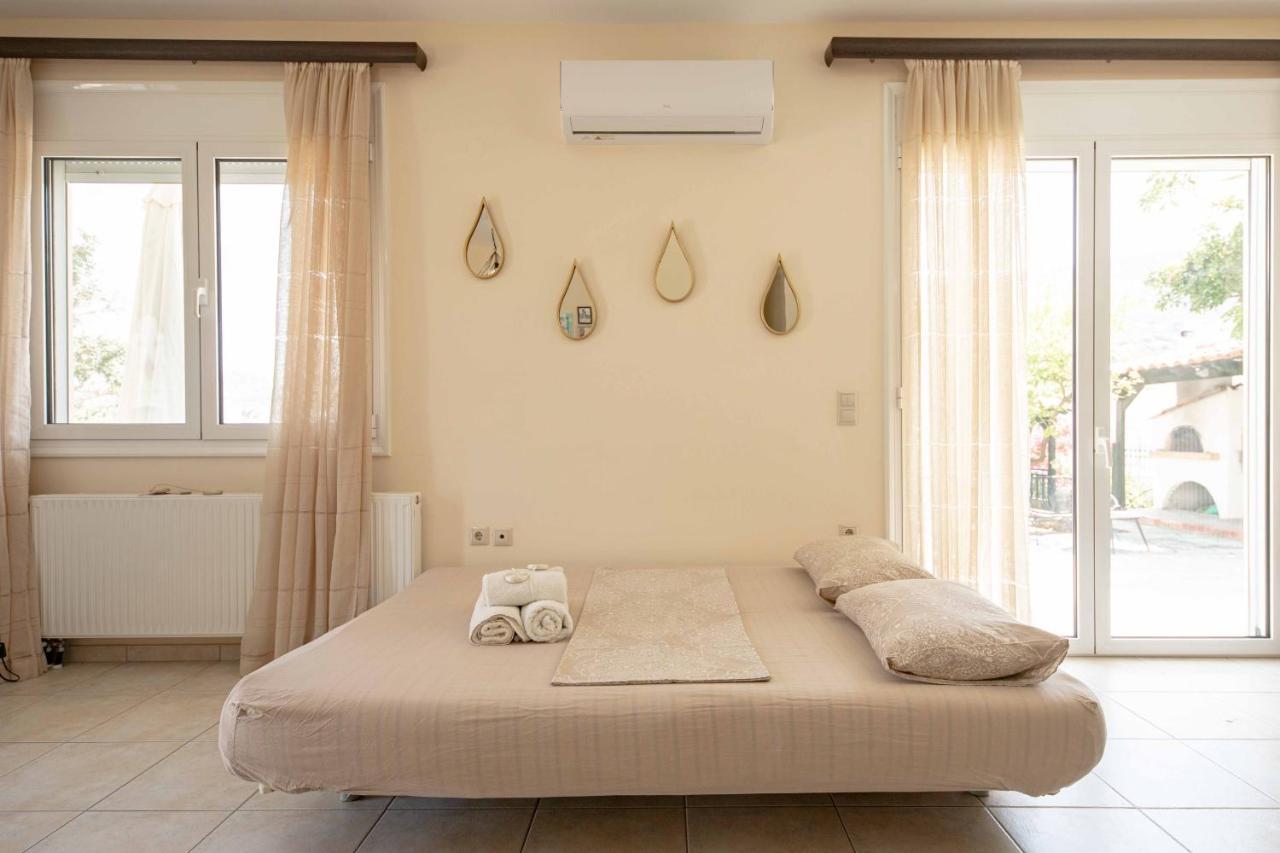 Villa Melenia For Family Holidays By The Beach Agia Pelagia Eksteriør billede