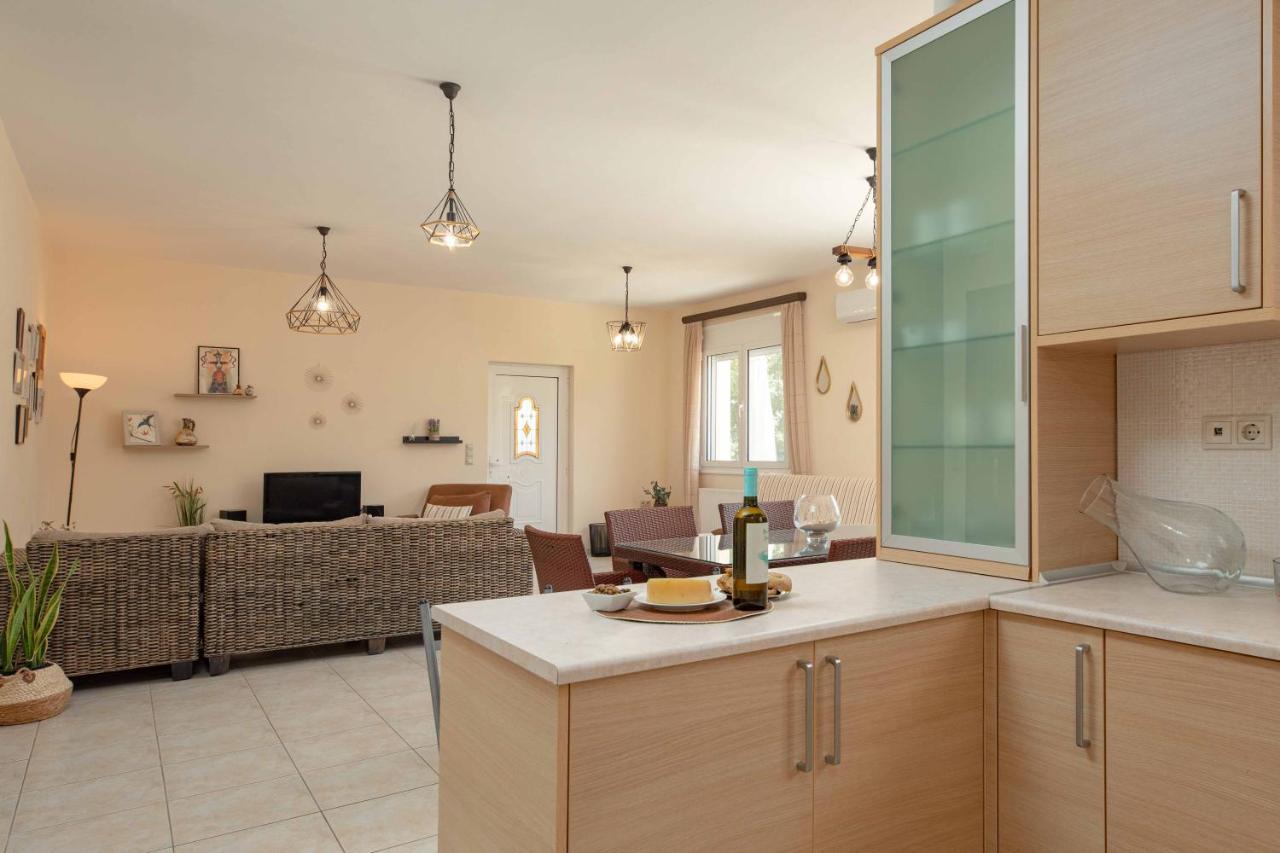 Villa Melenia For Family Holidays By The Beach Agia Pelagia Eksteriør billede